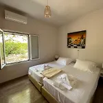 House In 度假居 *