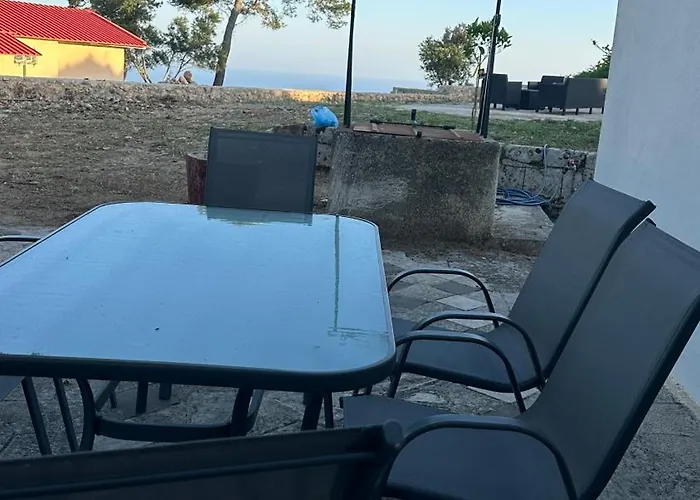 Tatil Evi House In Lakíthra